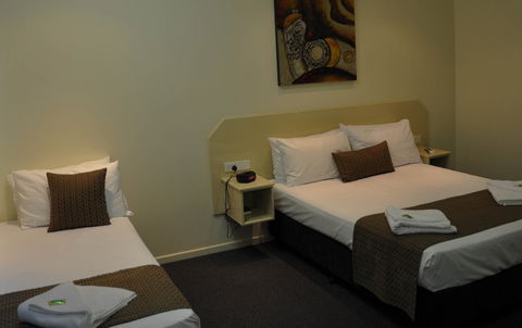 Bluewater Harbour Motel Bowen - Tourism Caloundra 0