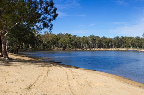 Time Out Holiday Park - Tourism Caloundra 0