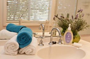 Colenso Country Retreat And Walker’s Cottage  - Tourism Caloundra 2