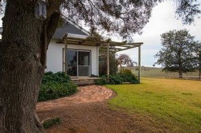 Colenso Country Retreat And Walker’s Cottage  - Tourism Caloundra 4