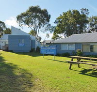 Huskisson Holiday Cabins - Tourism Caloundra
