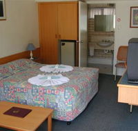 Tropical Gateway Motor Inn - Tourism Caloundra