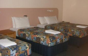 Jackaroo Motel - Tourism Caloundra 1