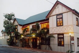 Dahrl Court - Tourism Caloundra 0