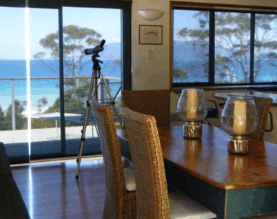 Spring Beach Holiday Villas - Tourism Caloundra