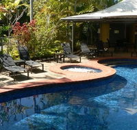 At The Mango Tree Holiday Apartments - Tourism Caloundra