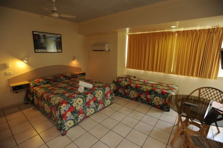 Hides Hotel Cairns - Tourism Caloundra 2