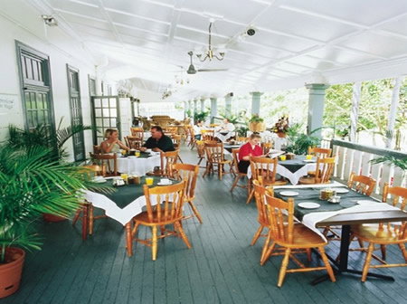 Hides Hotel Cairns - Tourism Caloundra 3