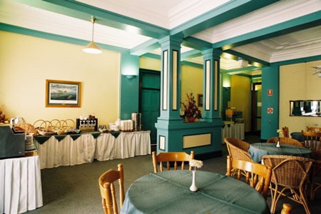Hides Hotel Cairns - Tourism Caloundra 4