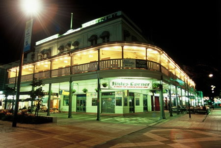 Hides Hotel Cairns - Tourism Caloundra 5