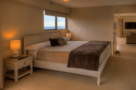 Esplanade Luxury Beachfront Apartments - Tourism Caloundra 3