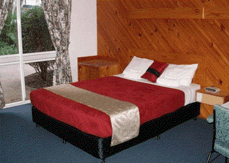 SMART MOTELS BERT HINKLER - Tourism Caloundra 1
