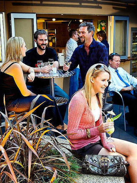 Morphett Arms Hotel - Tourism Caloundra 0