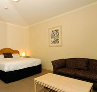 Quality Hotel Tiffins on the Park - Tourism Caloundra