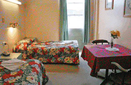 Royal Centrepoint Motel - Tourism Caloundra 0