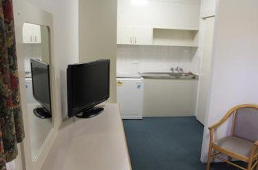 AZA Motel - Tourism Caloundra 2