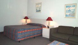 Destiny Motor Inn - Tourism Caloundra 0