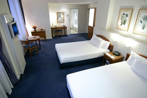 The Menzies Sydney - Tourism Caloundra 4