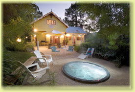 Jacaranda Cottage - Tourism Caloundra 0