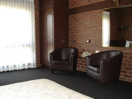 Albury Townhouse - Tourism Caloundra 3