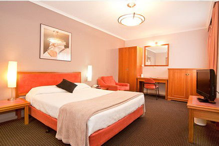 O'Connell Inn - Tourism Caloundra 1