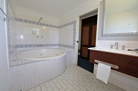 Alexandra Park Motor Inn - Tourism Caloundra 4