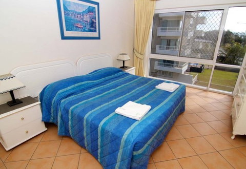 Beach Lodge Apartments - Tourism Caloundra 0