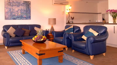 Biarritz Apartments - Tourism Caloundra 3