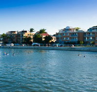 Pelicans Nestle Inn - Tourism Caloundra