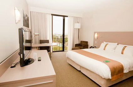 Holiday Inn Darwin Hotel - Tourism Caloundra 0