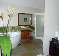 Airlie Waterfront Bed and Breakfast - Tourism Caloundra