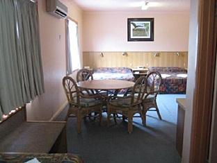 Great Northern Hotel - Tourism Caloundra 3