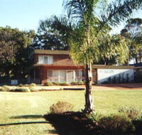 Seaview Holiday Apartments - Tourism Caloundra