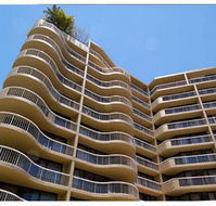 Hillcrest Central Apartment Hotel - Tourism Caloundra