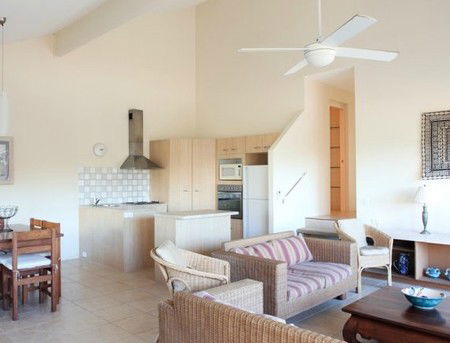 Peregian Court Resort - Tourism Caloundra 1