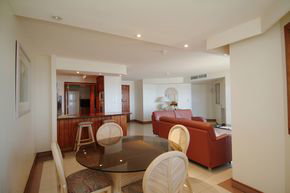181 The Esplanade - Tourism Caloundra 4