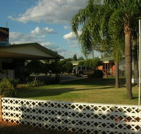 Cross Roads Motel - Tourism Caloundra