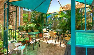 Limassol Motel - Tourism Caloundra 4