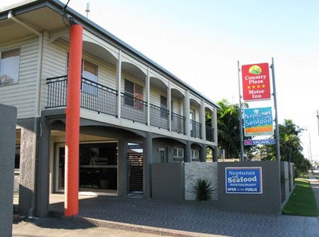 Country Plaza Motor Inn - Tourism Caloundra 1