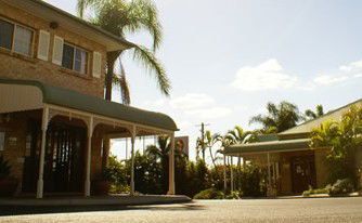 Coopers Colonial Motor Inn - Tourism Caloundra 1