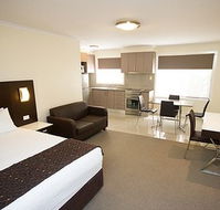 Country Comfort Premier Motel - Tourism Caloundra