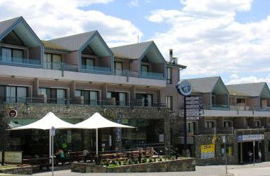 Banjo Paterson Inn - Tourism Caloundra 0