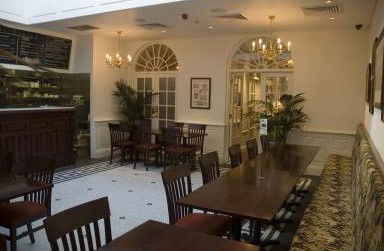 The Royal Exhibition Hotel - Tourism Caloundra 3