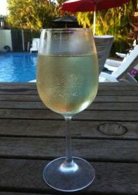 Poinciana Inn - Tourism Caloundra 4