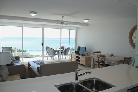 84 The Spit - Tourism Caloundra 2