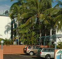 Coconut Grove Holiday Apartments - Tourism Caloundra