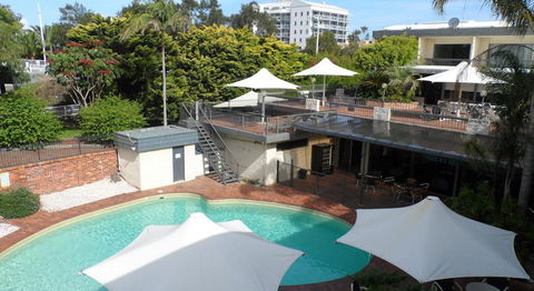 El Lago Waters Resort - Tourism Caloundra 1
