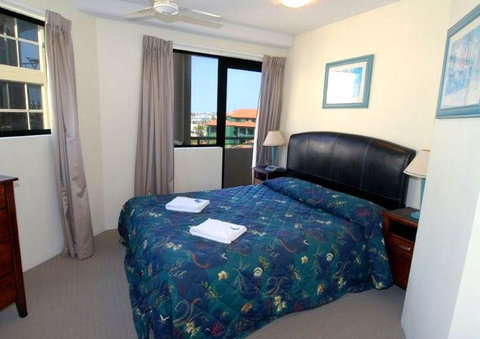 Excellsior Holiday Apartments - Tourism Caloundra 3
