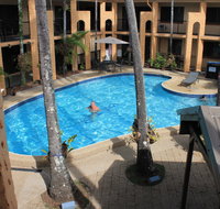 Oasis Inn Holiday Apartments - Tourism Caloundra