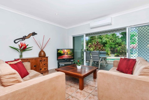 The Villas Palm Cove - Tourism Caloundra 1